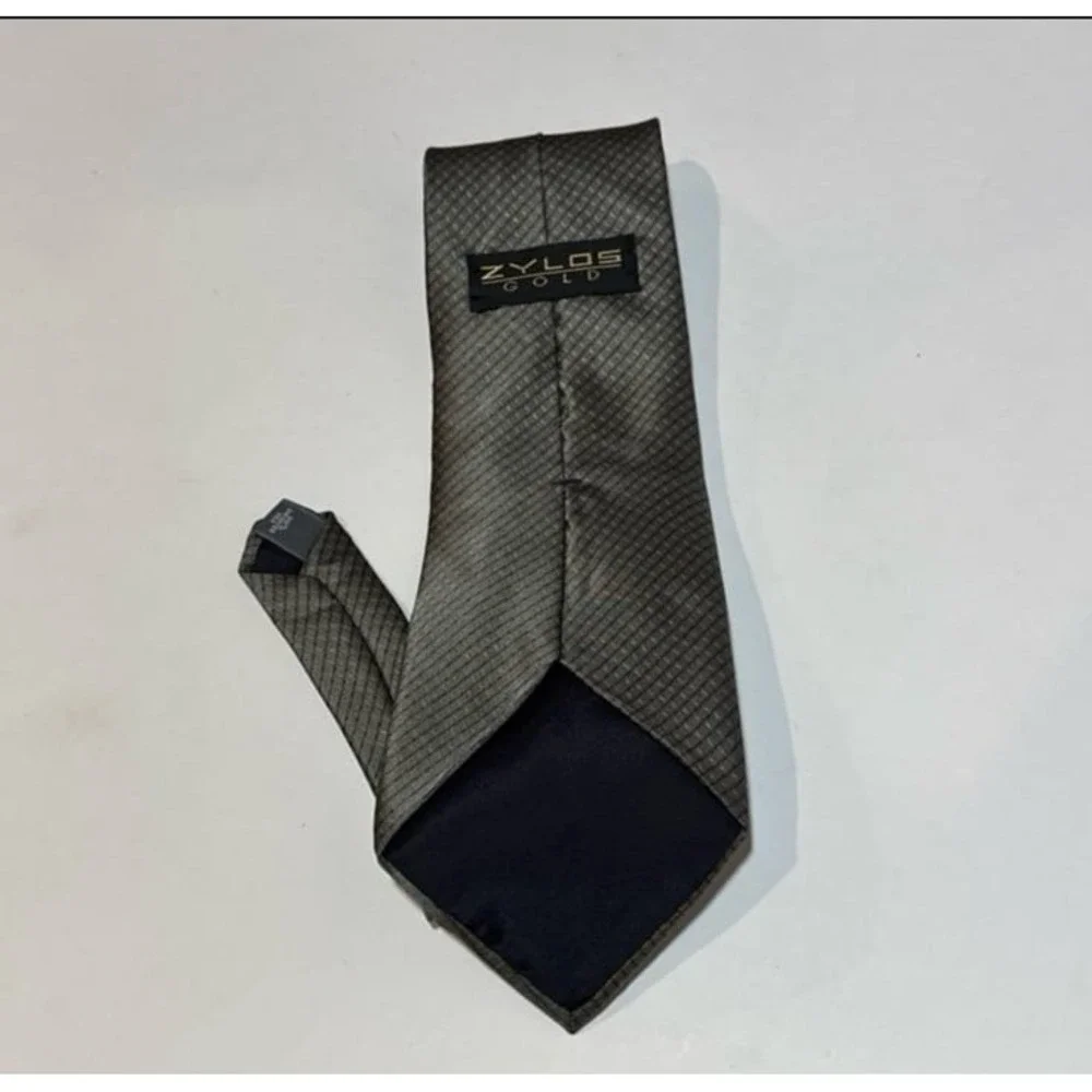 Zylos Gold George Machado 100% Silk‎ Necktie